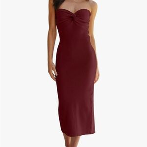Chic Strapless Burgundy Midi Dress